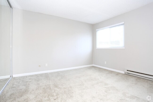1BR,1BA- Diablo downstairs Renovated