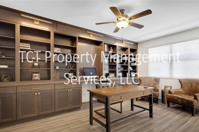 Photo - Beautiful Home in Spur Cross with Custom Touches