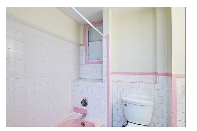 Photo - 39 Charles St