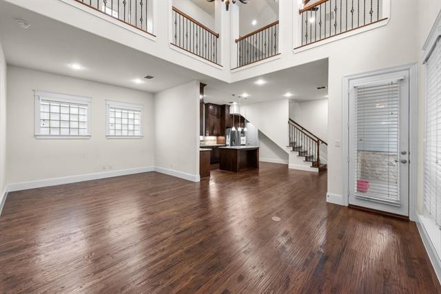 Photo - 723 Cameron Ct