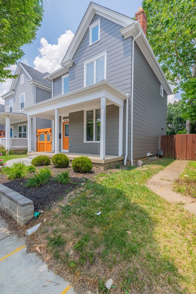 Photo - 636 E Whittier St
