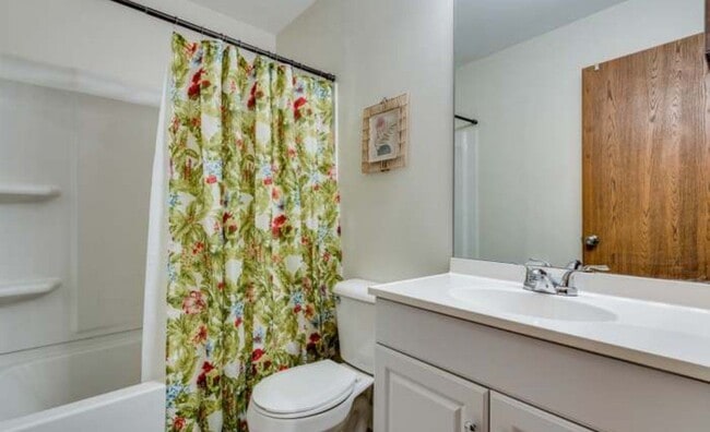 Photo - 249 Brittany Dr