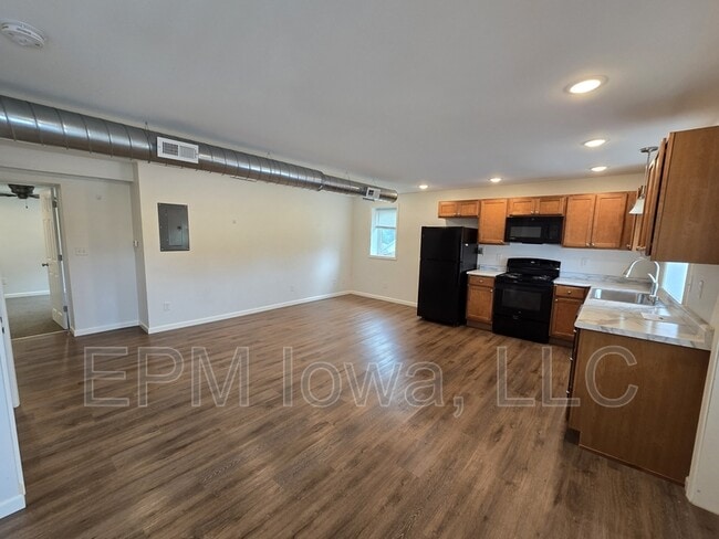 Photo - 904 W Welsh St
