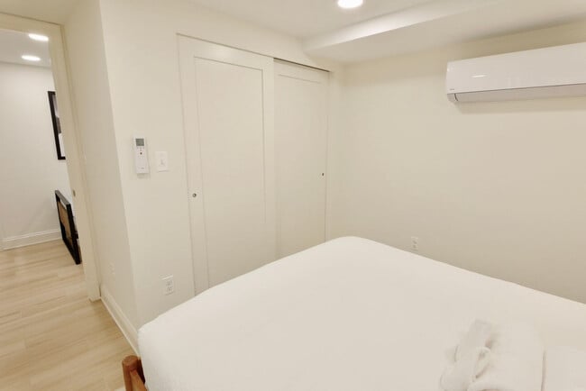 Photo - 921 South Carolina Ave SE Unidad SI ID1094240P