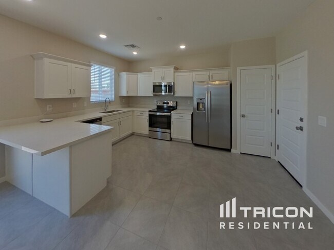 Photo - 4551 E Gary St