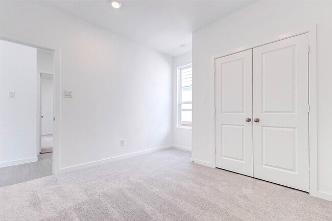 Photo - 27410 Sweetwater Bay Dr