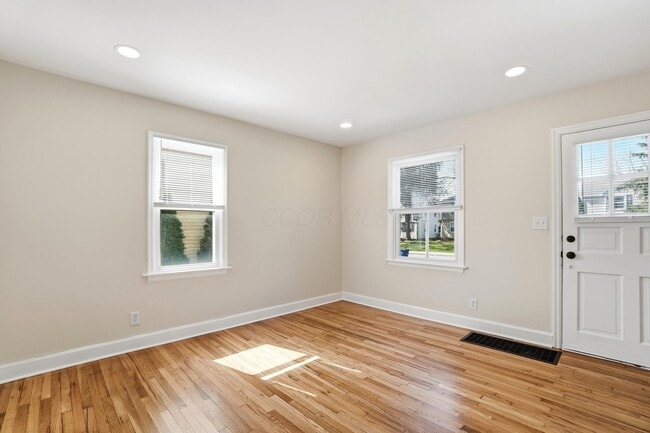 Photo - 1654 Ashland Ave