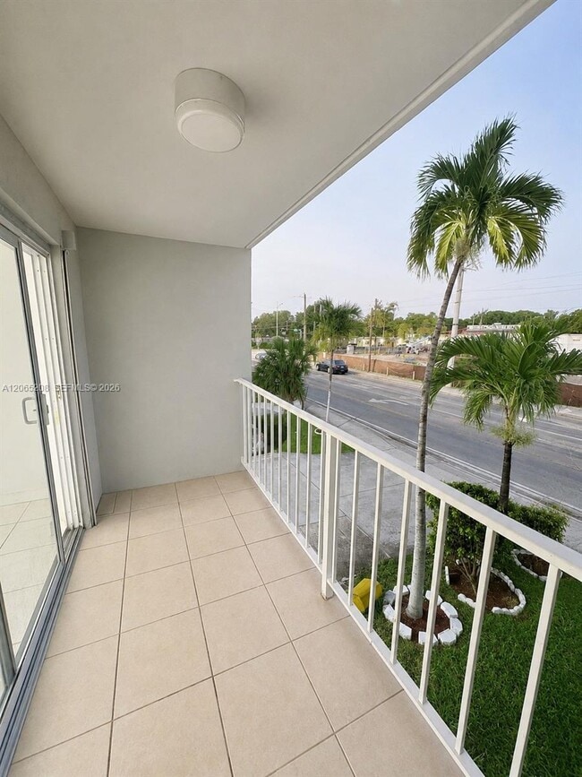 Photo - 555 NE 123rd St Unit 215-D
