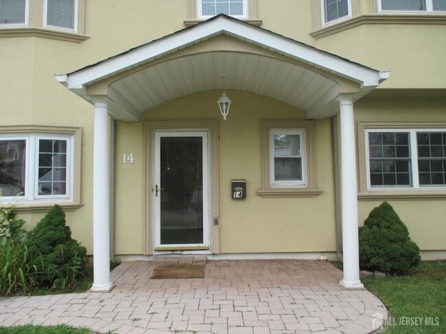 Photo - 14 New Dover Rd