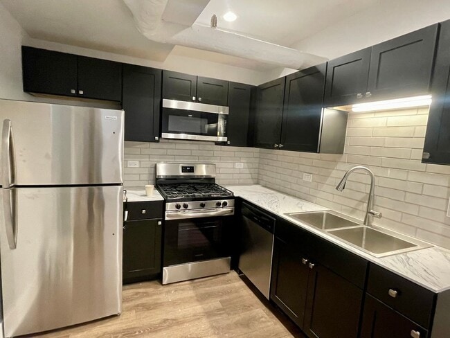 Photo - 5010 N Springfield Ave Unidad G