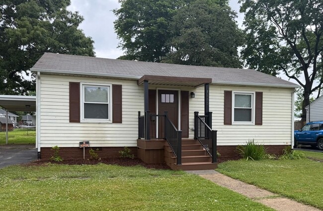 Building Photo - 2 Bedroom / 1.5 Bath Home in Kingsport TN
