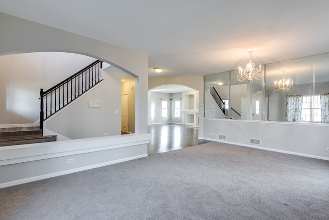 Photo - 954 Campbell Dr