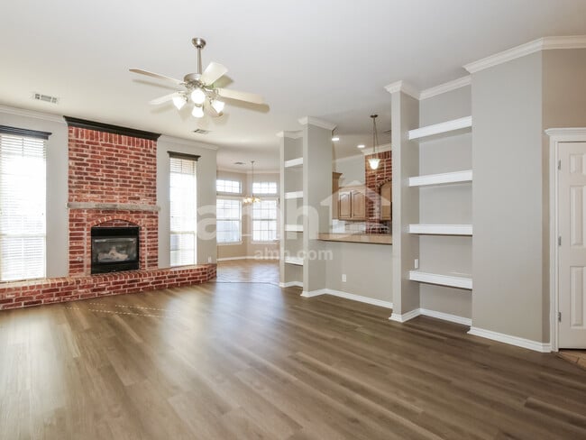 Photo - 17533 Zinc Dr