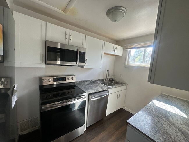 Building Photo - 2903 E Joseph Ave Unit #2 Rental