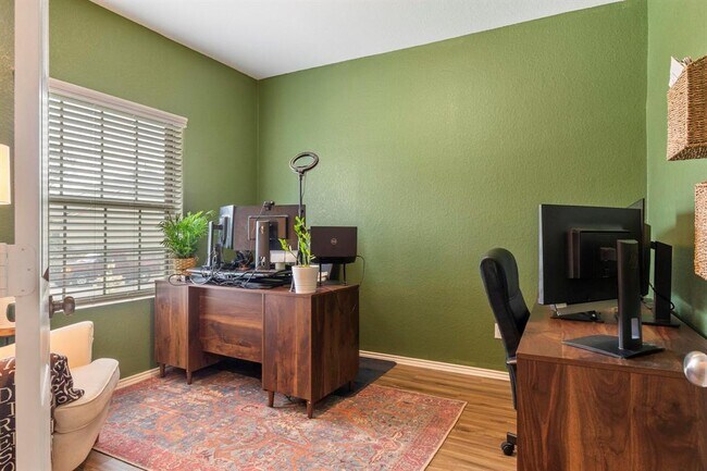 Building Photo - 5932 Bianca Dr