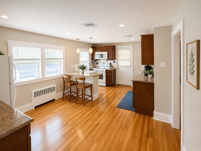 Photo - 58 Oak St Unit 58