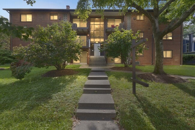 Capitol House