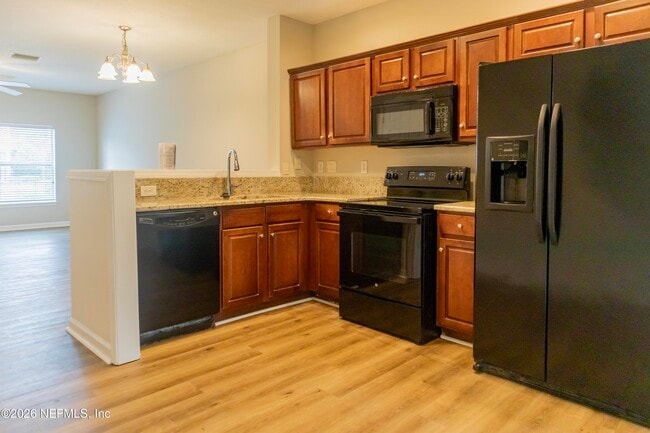 Photo - 8144 Summerside Cir