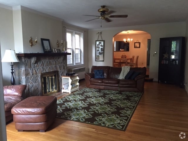 Building Photo - 802 Gaskill Ave Rental