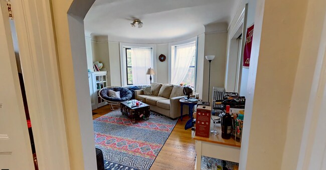 Photo - 54 Babcock St Unit 1