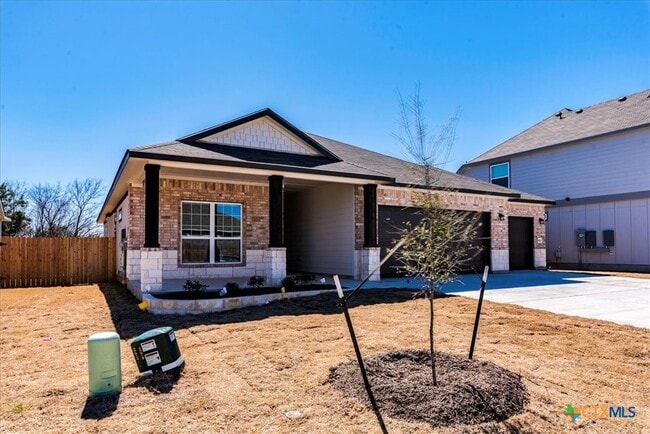 Photo - 8811 Sassafras St