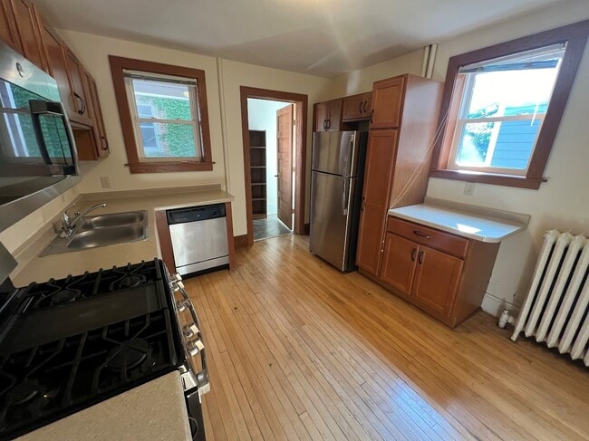 Photo - 601 E Gorham St Unit 1