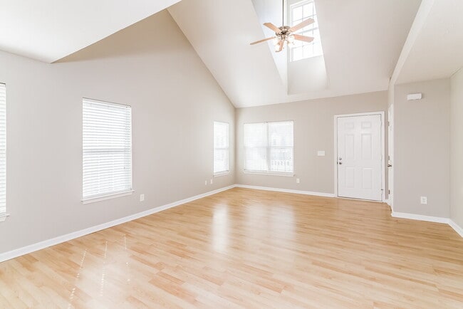 Photo - 1202 Elisha Ct