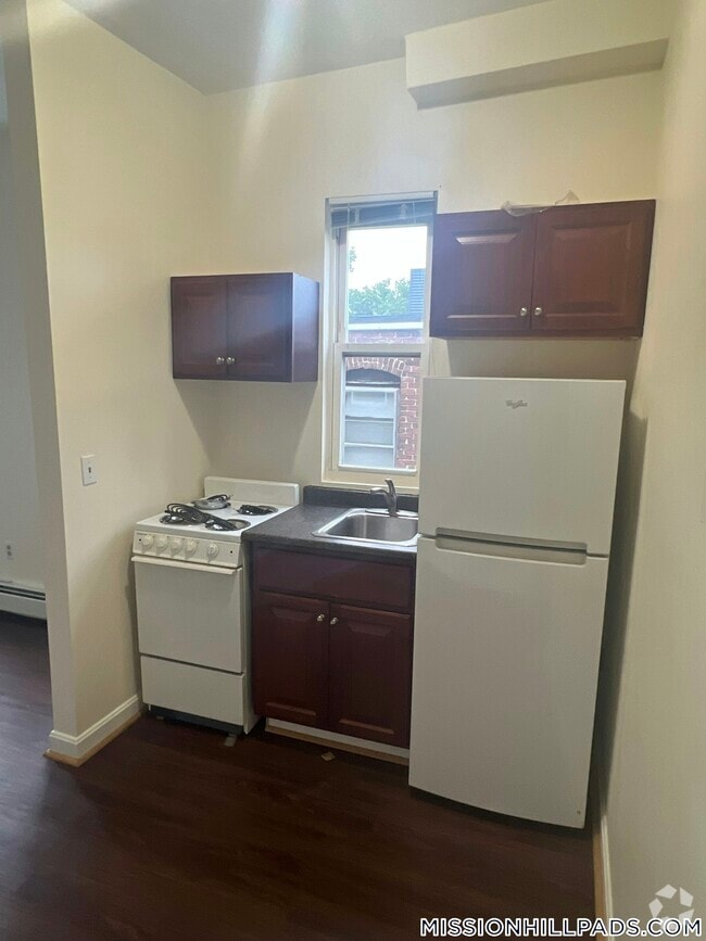 Building Photo - 59 S Huntington Ave Unit 8 Rental