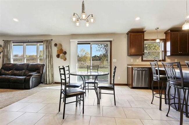 Photo - ***COMING SOON*** LAWNCARE INCLUDED! - 3 Bed 2 Bath Ranch Single Family Home