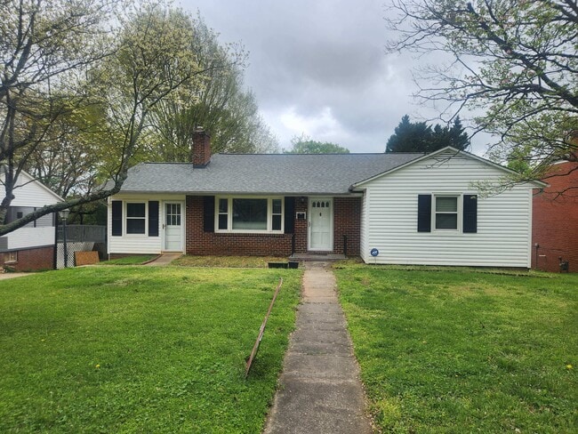 Photo - 1620 Princeton St House