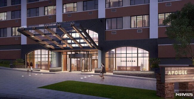 Building Photo - 250 Gorge Rd Unit 7E-7E Rental