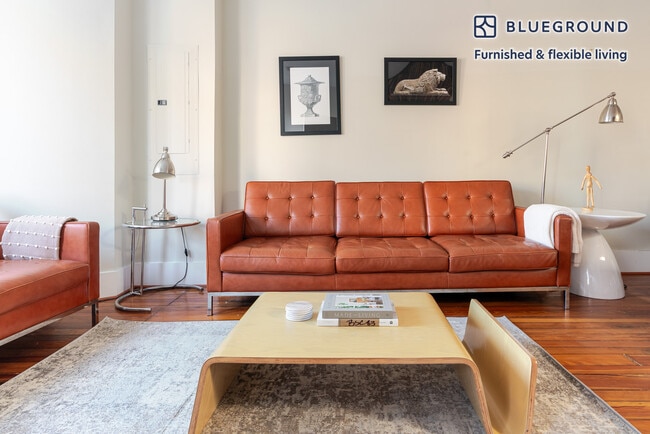 Photo - 1936 15th St NW