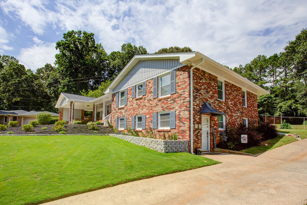 Side Entrance with Driveway - 4340 Lake Laurel Dr SE (Smyrna, GA)