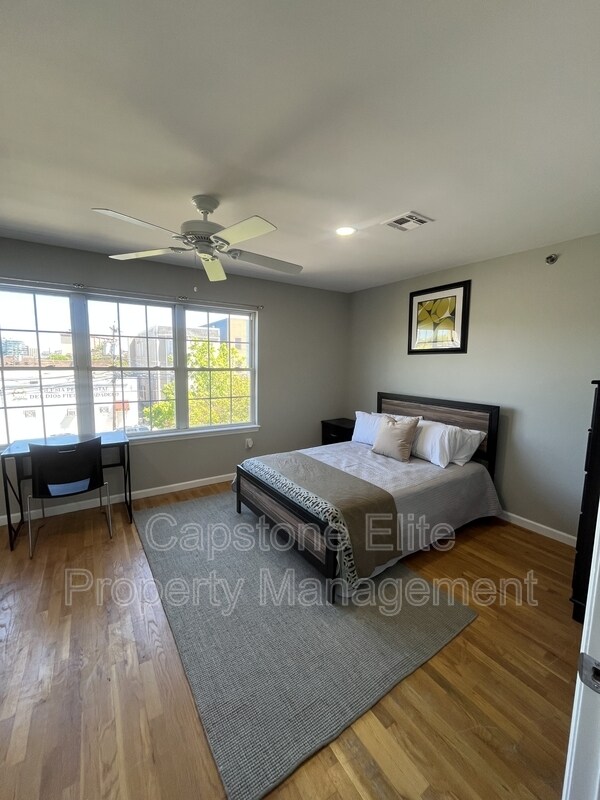 Photo - 117 Hudson St Unidad Third Floor, 3 - 4 Scenic Room