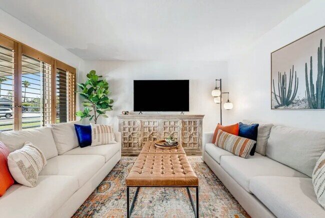 Photo - 2429 E Dahlia Dr