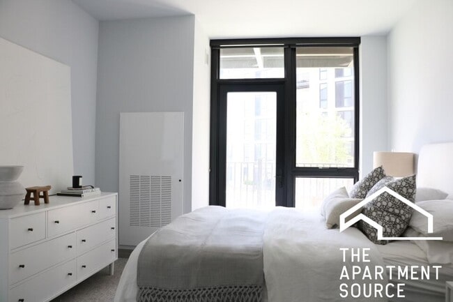 Photo - 2155 N Elston Ave Unit 350