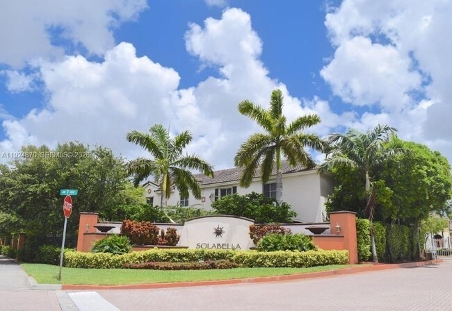 Building Photo - 17339 NW 7th Ave