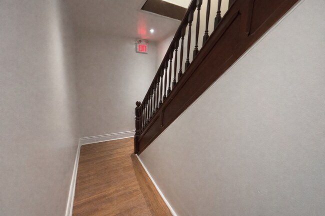 Photo - 584 Huron St Unité 4