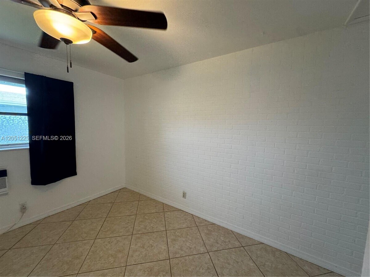 Photo - 2241 Monroe St Unit 8