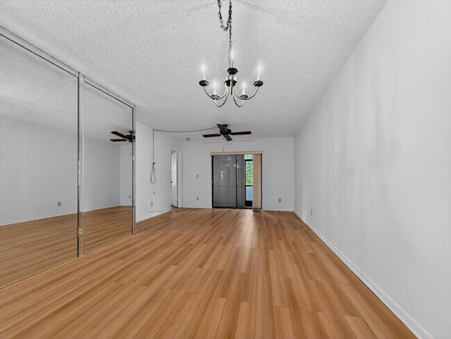 Photo - 10409 NW 11th St Unidad #105