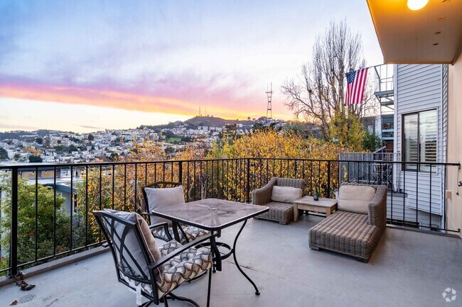 Building Photo - Corona Heights: Townhouse w/ Spectacular V... Unit 87 States St.