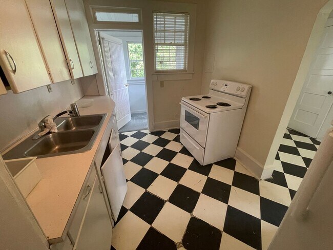 Photo - 604 Waccamaw Avenue Unit 602
