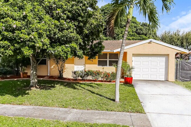 Building Photo - 4196 Centurian Cir