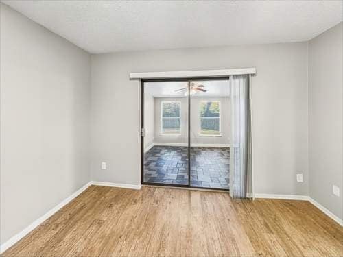 Photo - 951 Waverly Dr