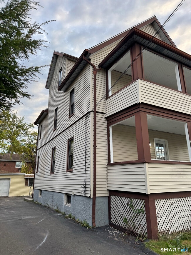 Photo - 54 Overlook Ave Unit B