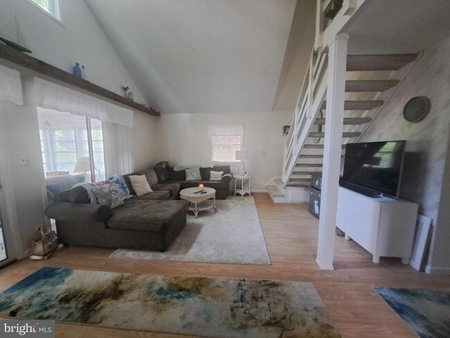 Photo - 23020 Linden Dr