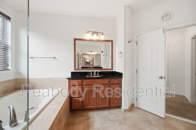 Building Photo - 24267 Purple Finch Dr