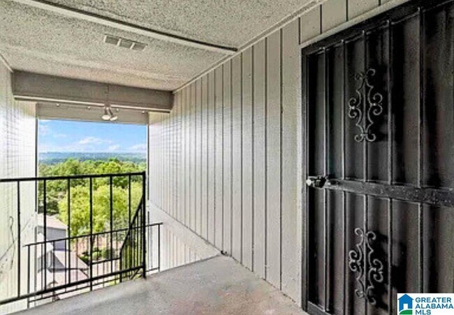 Photo - 422 Skyview Dr Unit H