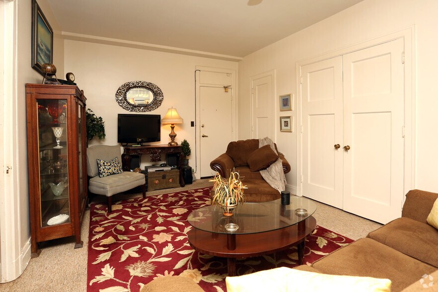 The Puritan Senior Living UNDER RENOVATION Apartments For Rent in Louisville, KY