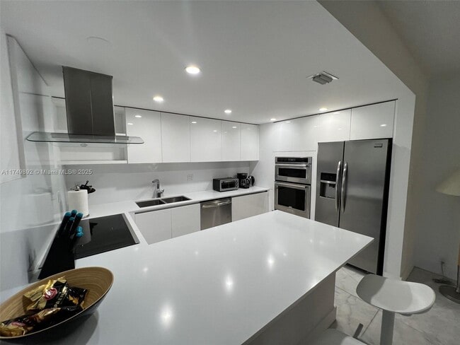 Photo - 101 Crandon Blvd Unit 474